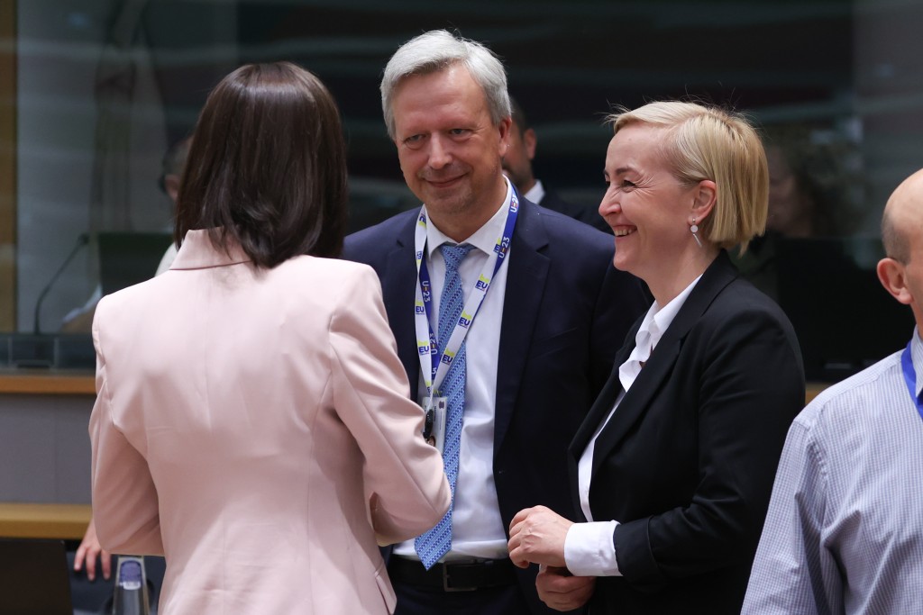 Euroopa Komisjoni volinik Iliana Ivanova, minister Kristina Kallas, Eesti saadik Marten Kokk